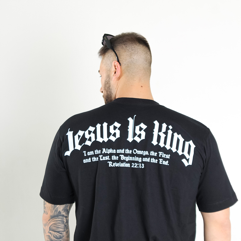 Camiseta Oversized - Jesus Is King "Jesus é Rei"