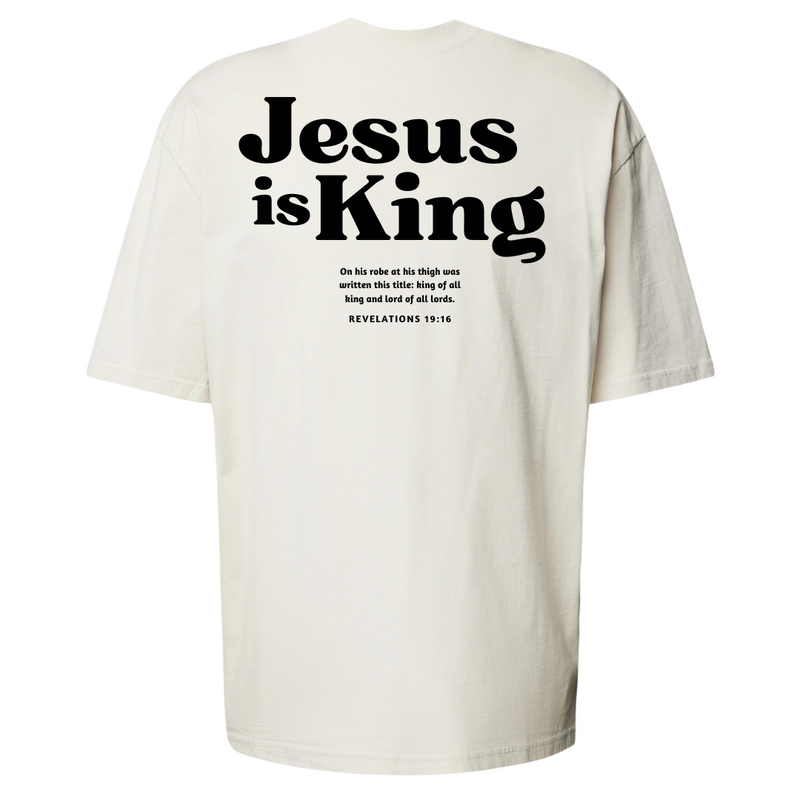 Camiseta Feminina Oversized - Jesus Is King "Jesus é Rei"